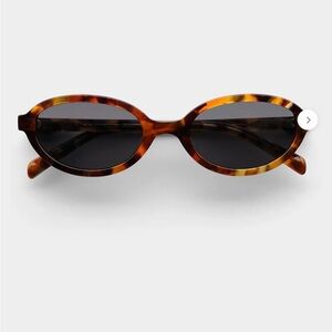 VEHLA June Tortoise/ Smoke Sunglasses
